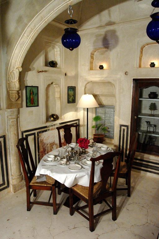 Hotel Chobdar Haveli Мандава Екстер'єр фото