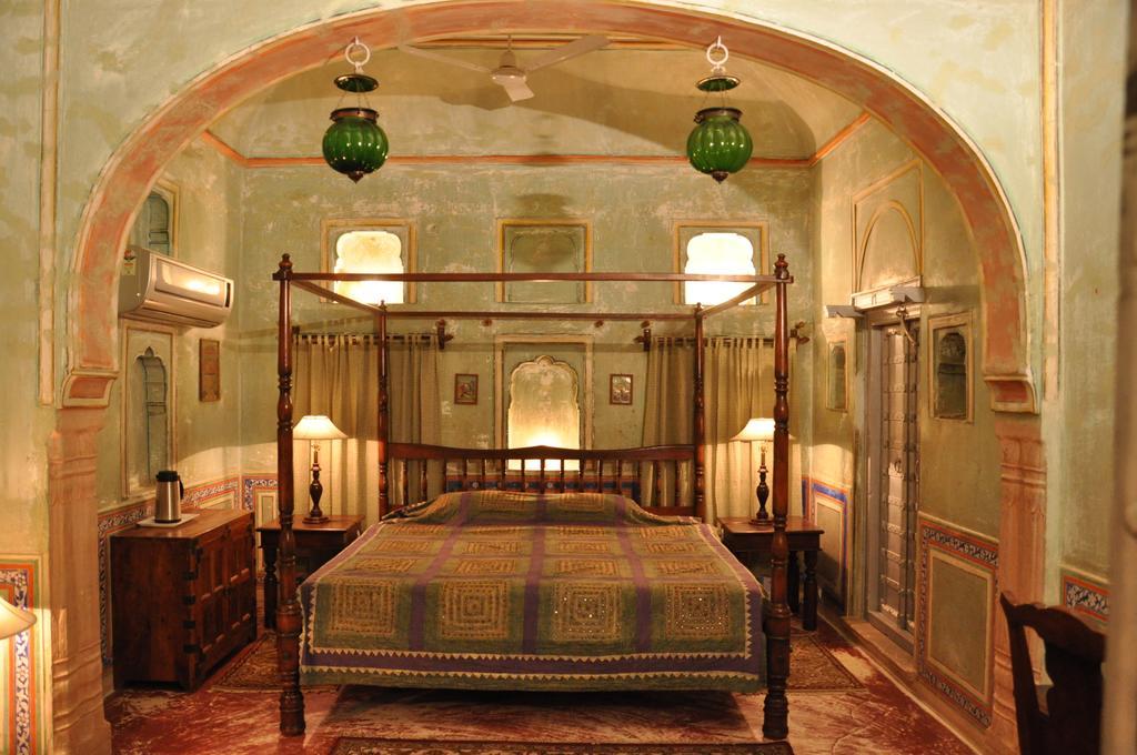 Hotel Chobdar Haveli Мандава Екстер'єр фото